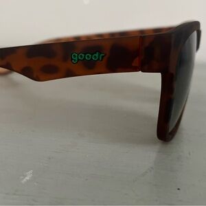 Goodr tortoiseshell sunglasses in great shape